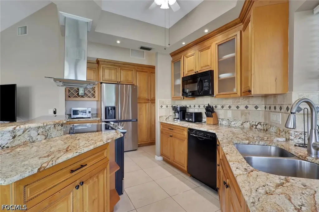 4333 SW 25th Avenue Cape Coral FL 33914