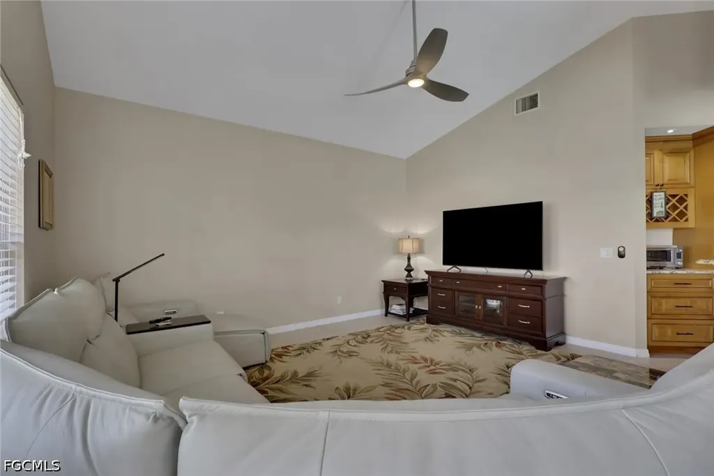 4333 SW 25th Avenue Cape Coral FL 33914