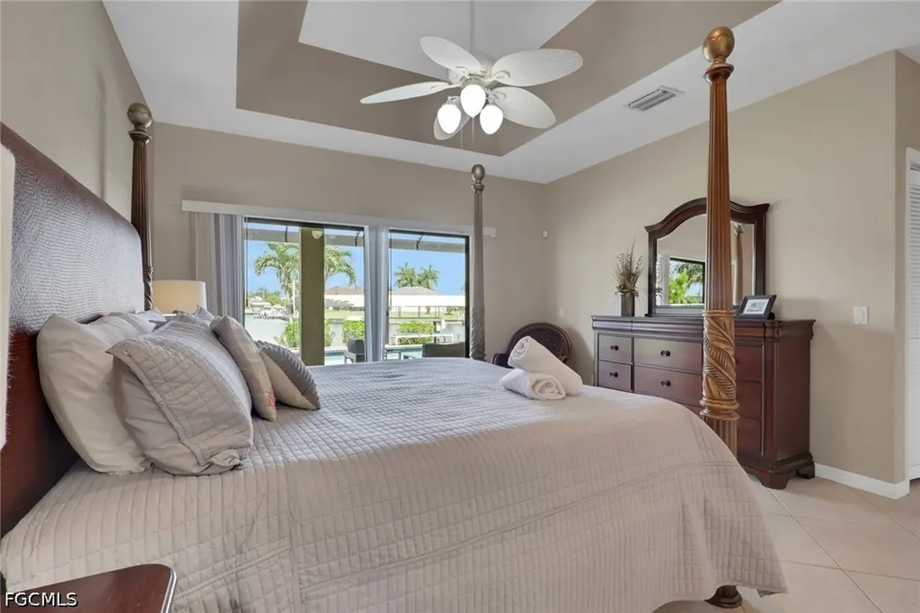 4333 SW 25th Avenue Cape Coral FL 33914