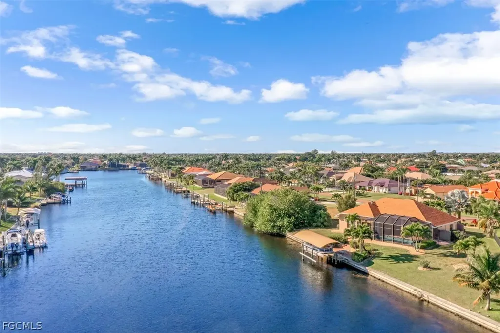 4333 SW 25th Avenue Cape Coral FL 33914