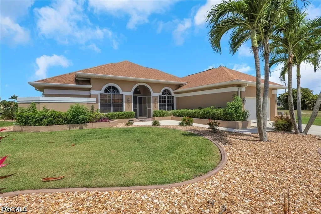 4333 SW 25th Avenue Cape Coral FL 33914