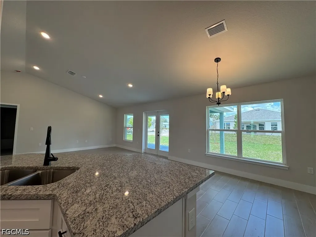 301 NE 14th Street Cape Coral FL 33909