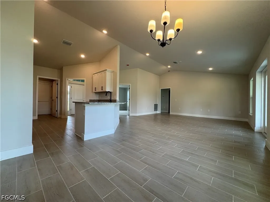 301 NE 14th Street Cape Coral FL 33909