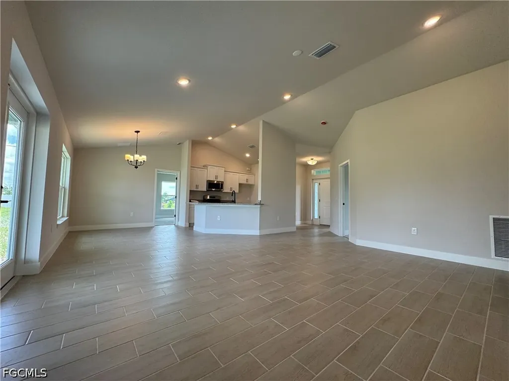 301 NE 14th Street Cape Coral FL 33909