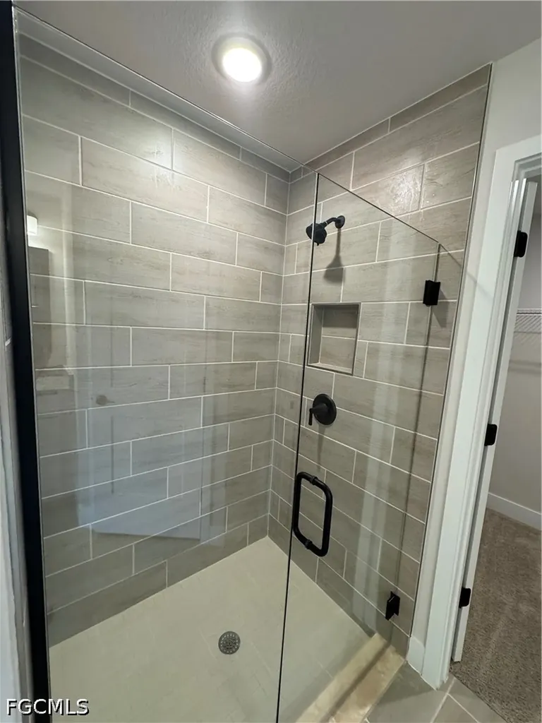 301 NE 14th Street Cape Coral FL 33909
