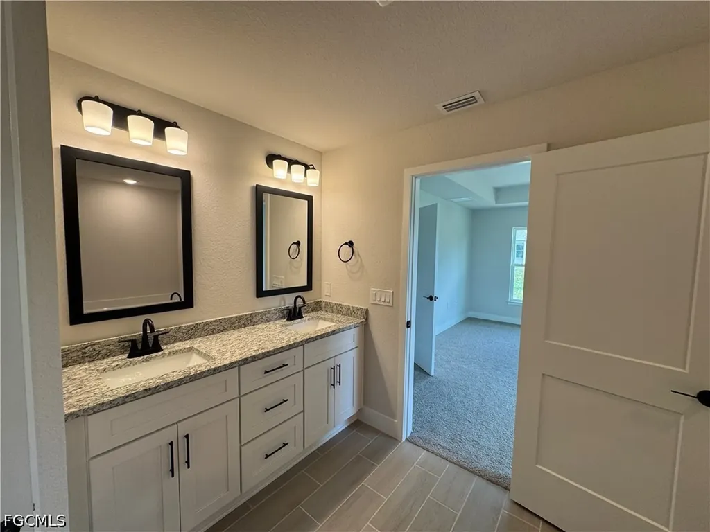 301 NE 14th Street Cape Coral FL 33909