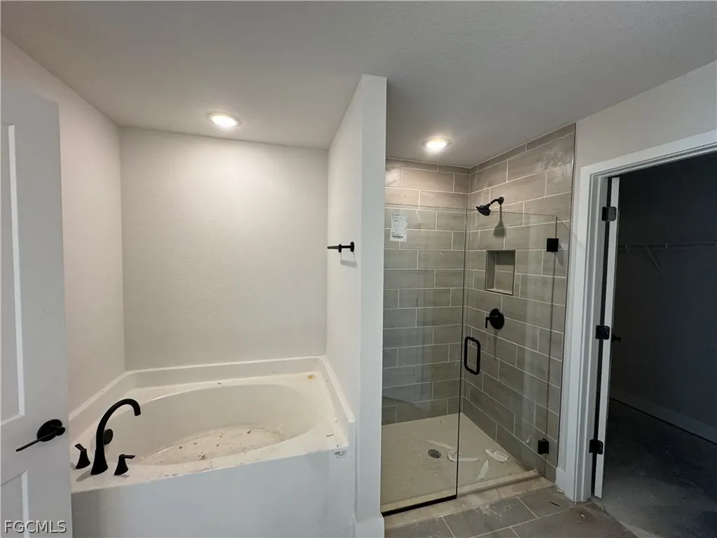 301 NE 14th Street Cape Coral FL 33909