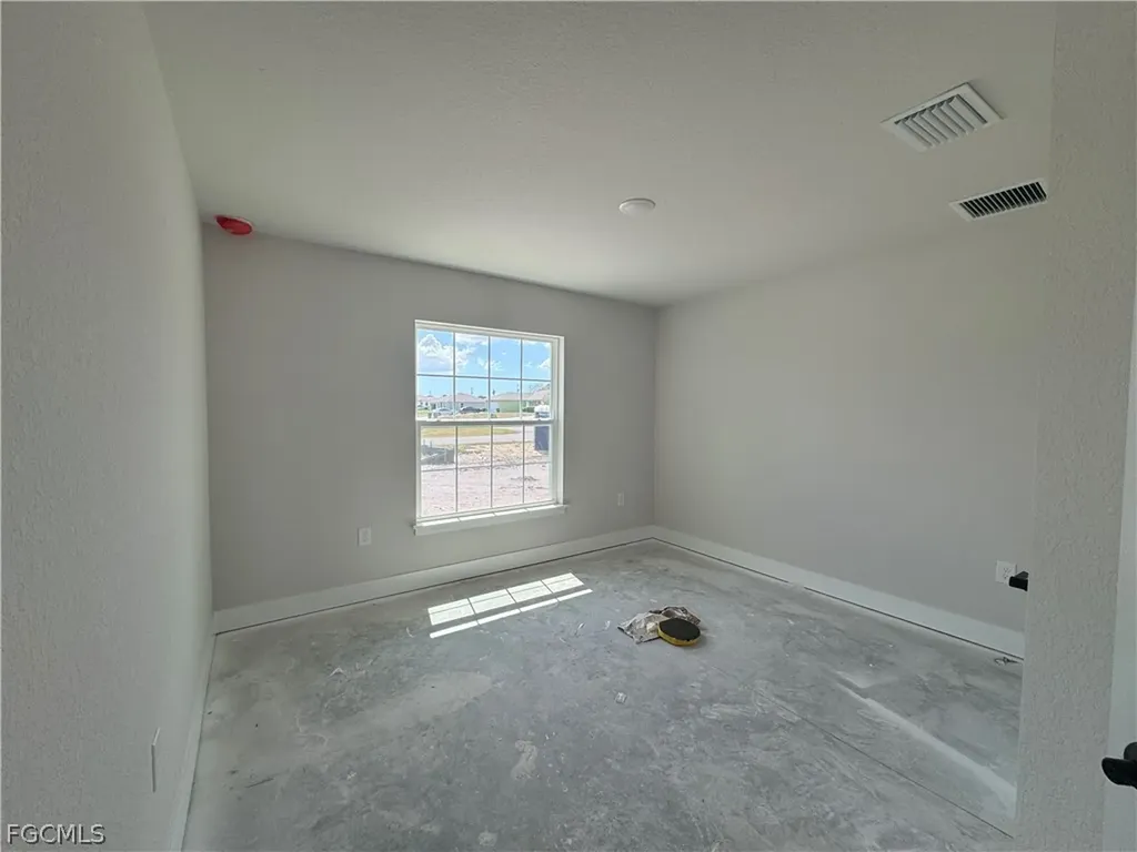 301 NE 14th Street Cape Coral FL 33909