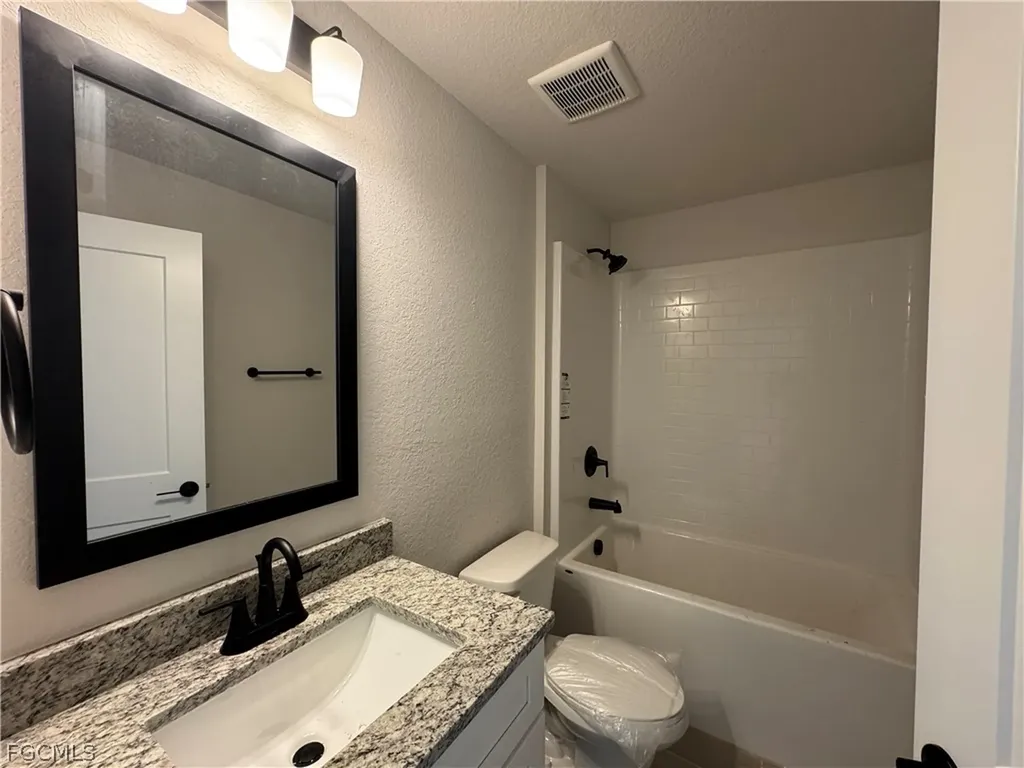 301 NE 14th Street Cape Coral FL 33909