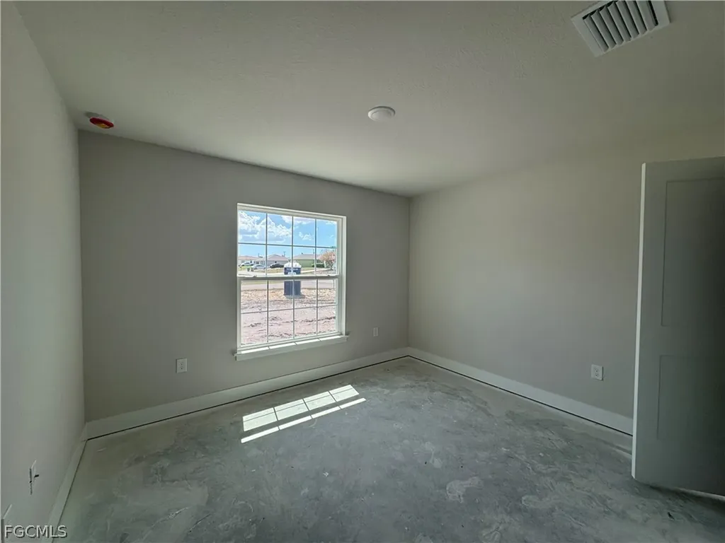 301 NE 14th Street Cape Coral FL 33909