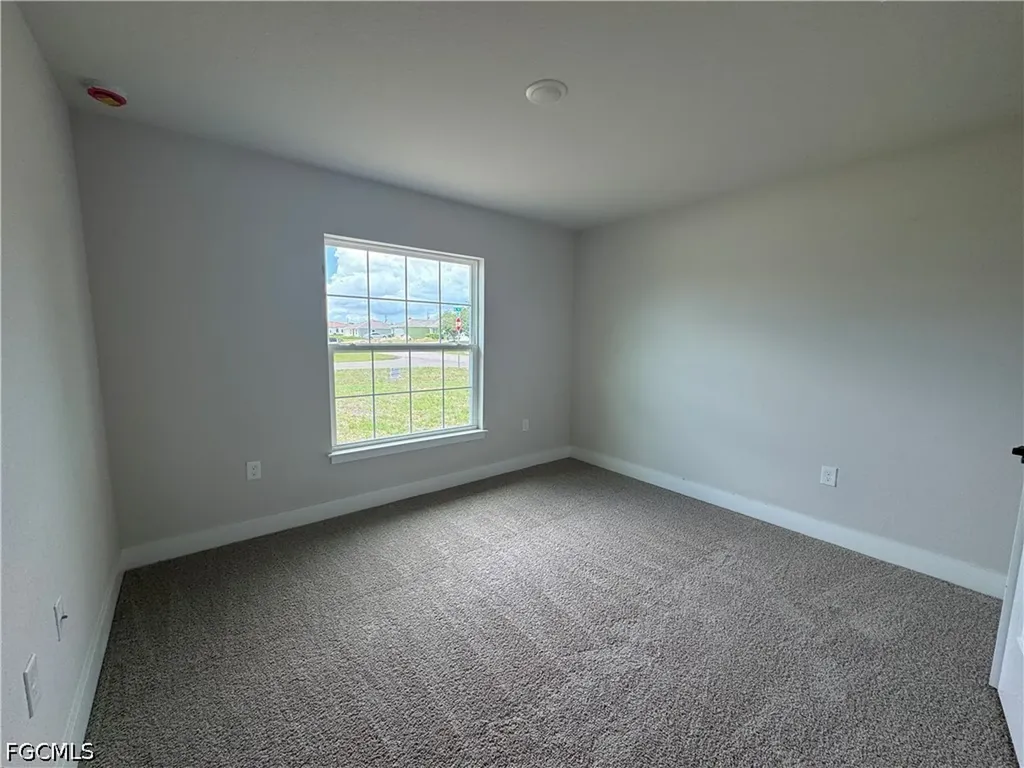 301 NE 14th Street Cape Coral FL 33909