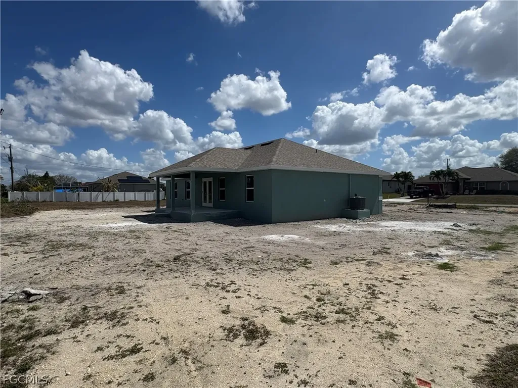 301 NE 14th Street Cape Coral FL 33909