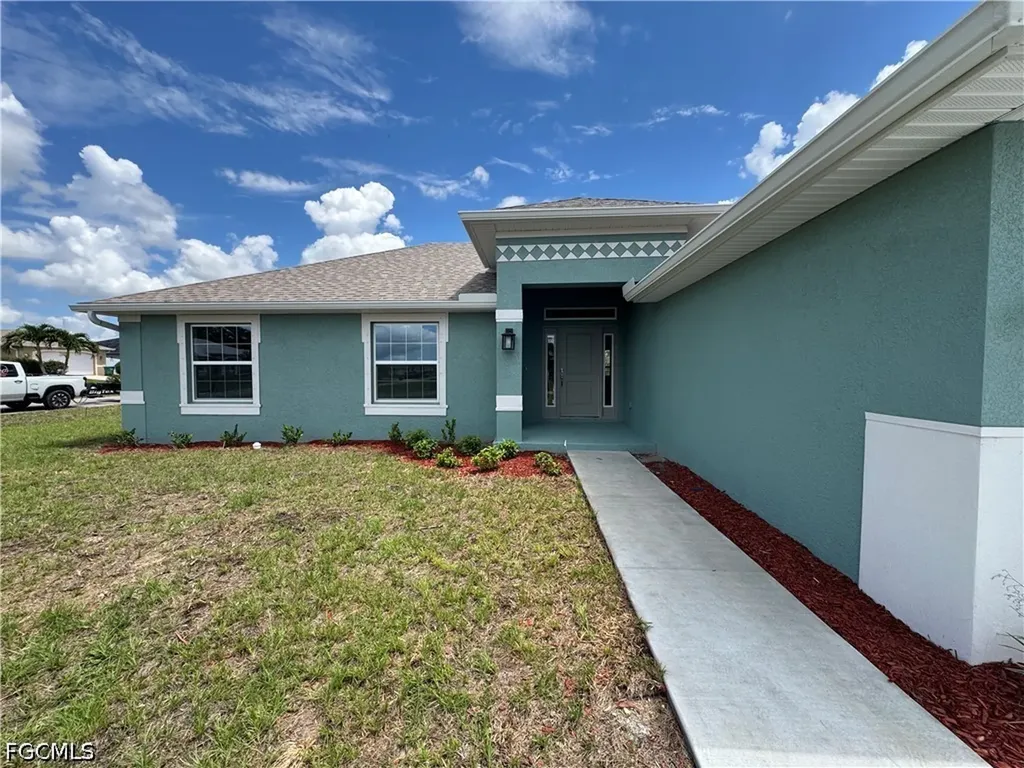 301 NE 14th Street Cape Coral FL 33909
