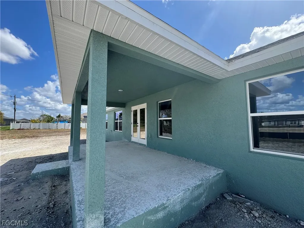301 NE 14th Street Cape Coral FL 33909