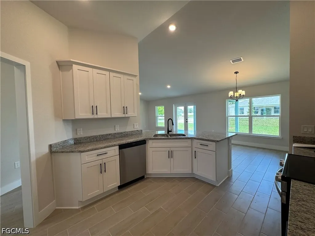301 NE 14th Street Cape Coral FL 33909