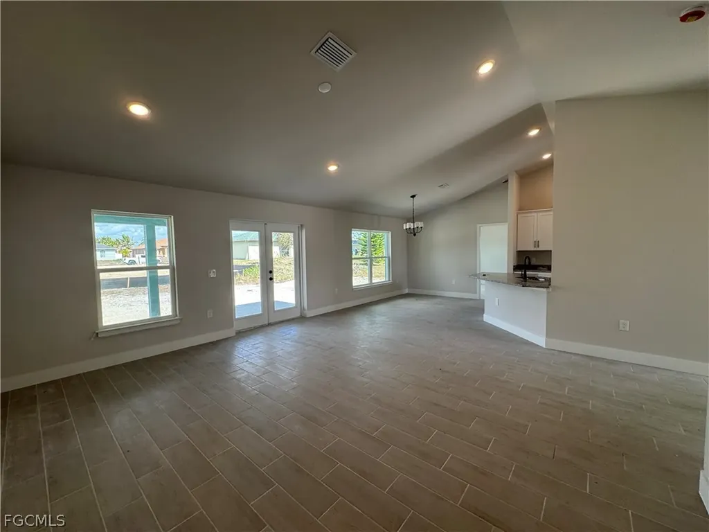 301 NE 14th Street Cape Coral FL 33909