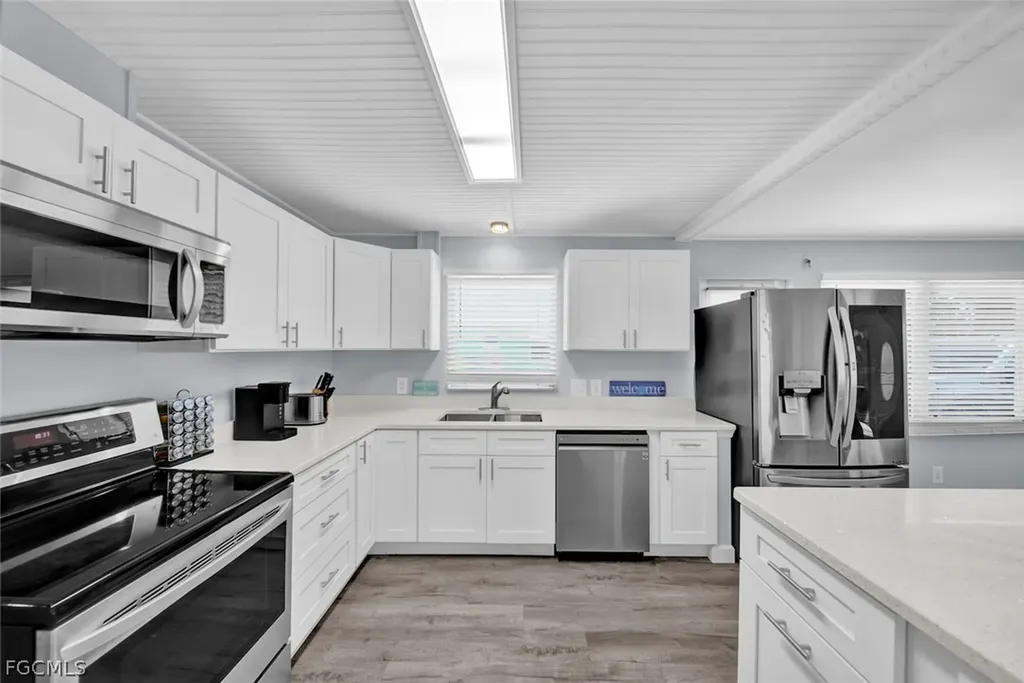 16890 Banyon Drive Fort Myers FL 33908