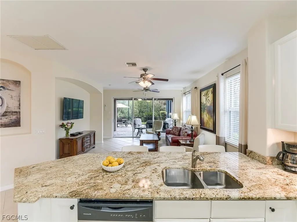 10610 Camarelle Circle Fort Myers FL 33913
