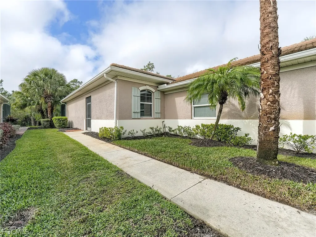 10610 Camarelle Circle Fort Myers FL 33913