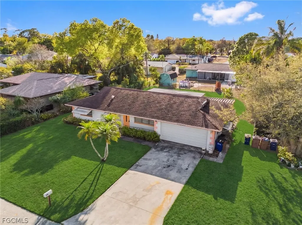 2119 Hibiscus Road Fort Myers FL 33905