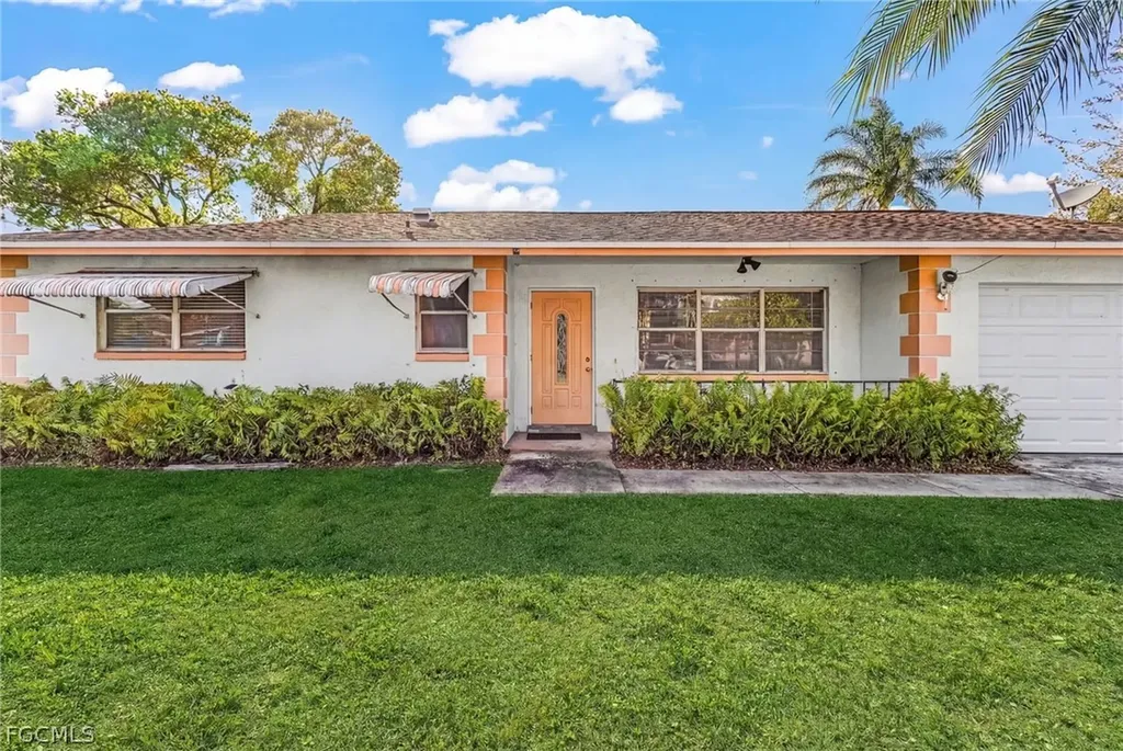 2119 Hibiscus Road Fort Myers FL 33905