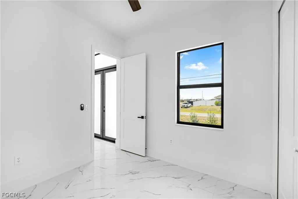 1633 NW 31st Place Cape Coral FL 33993