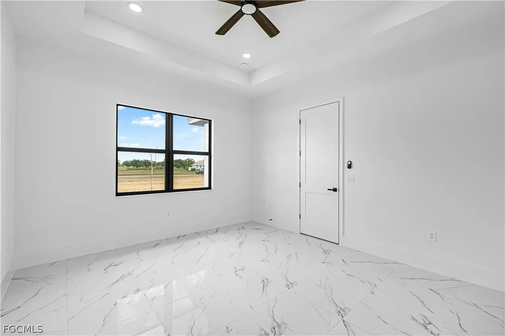 1633 NW 31st Place Cape Coral FL 33993