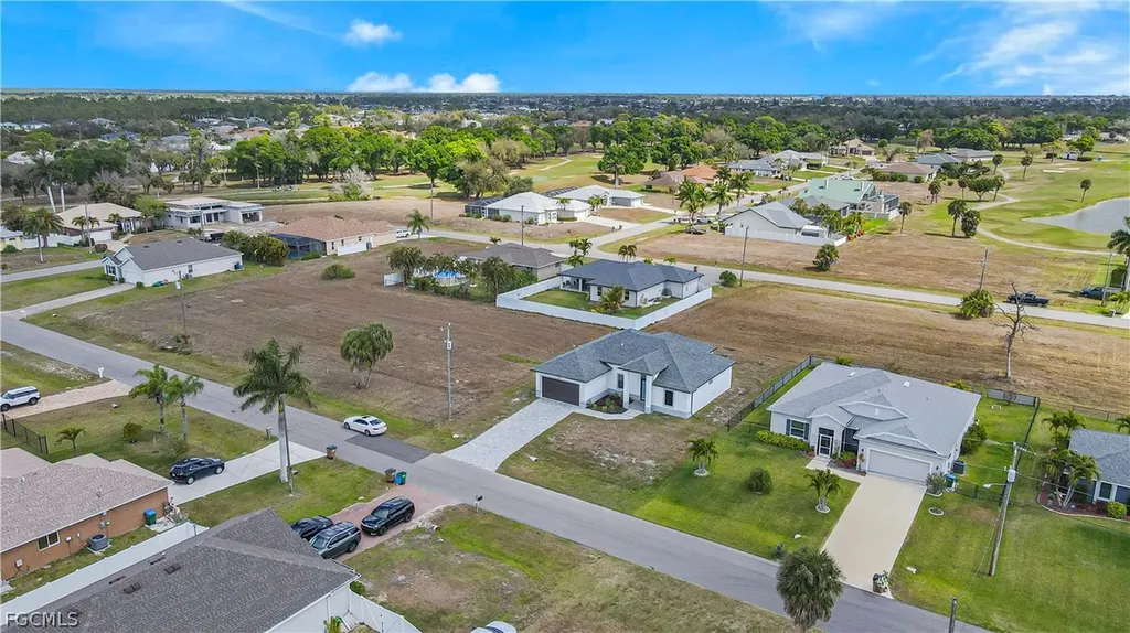 1633 NW 31st Place Cape Coral FL 33993