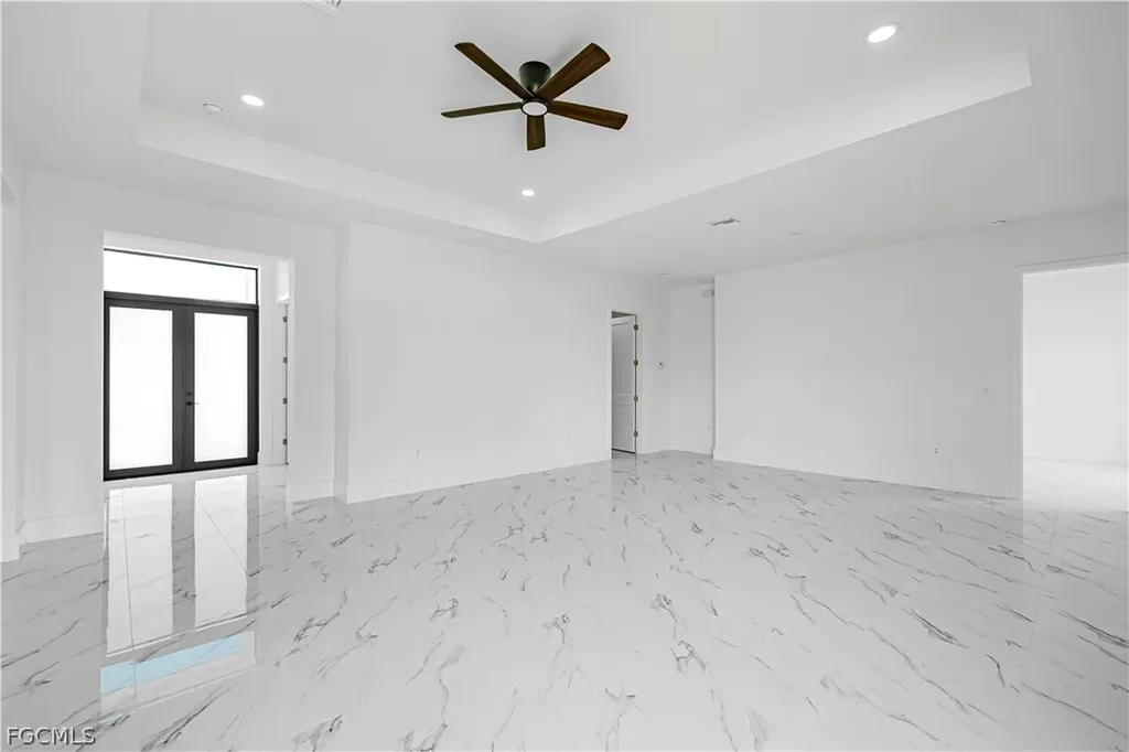 1633 NW 31st Place Cape Coral FL 33993