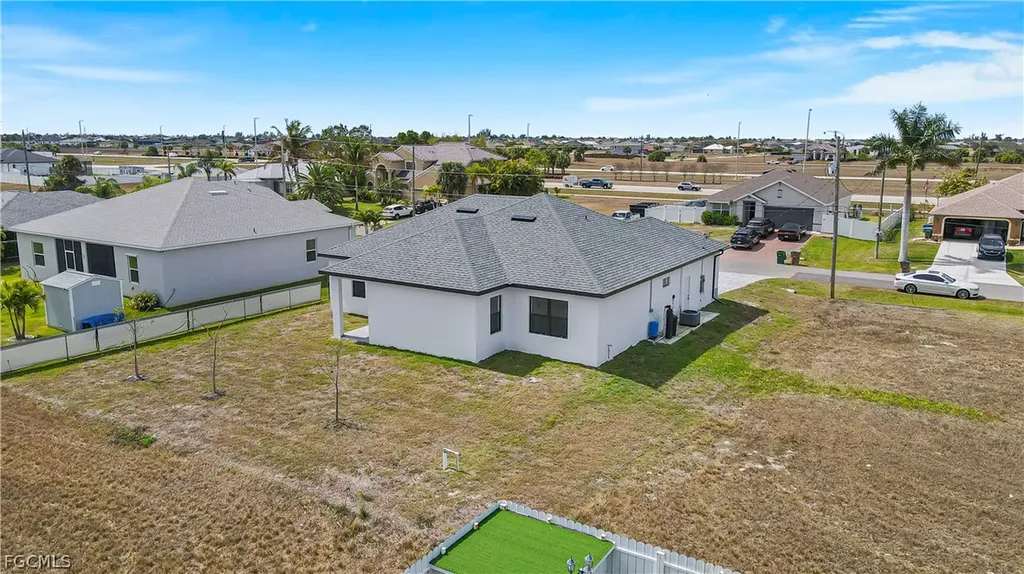 1633 NW 31st Place Cape Coral FL 33993