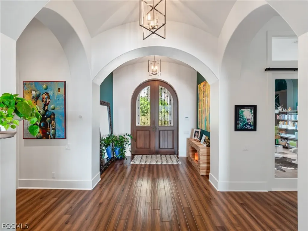 911 Aqua Lane Fort Myers FL 33919