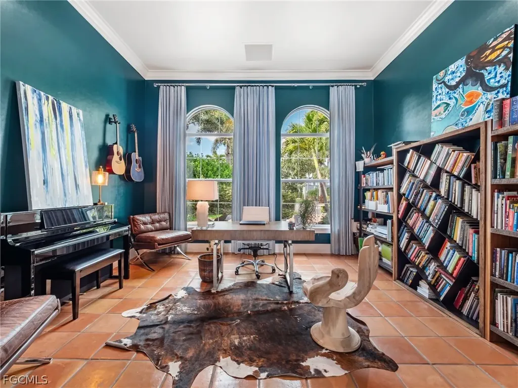 911 Aqua Lane Fort Myers FL 33919