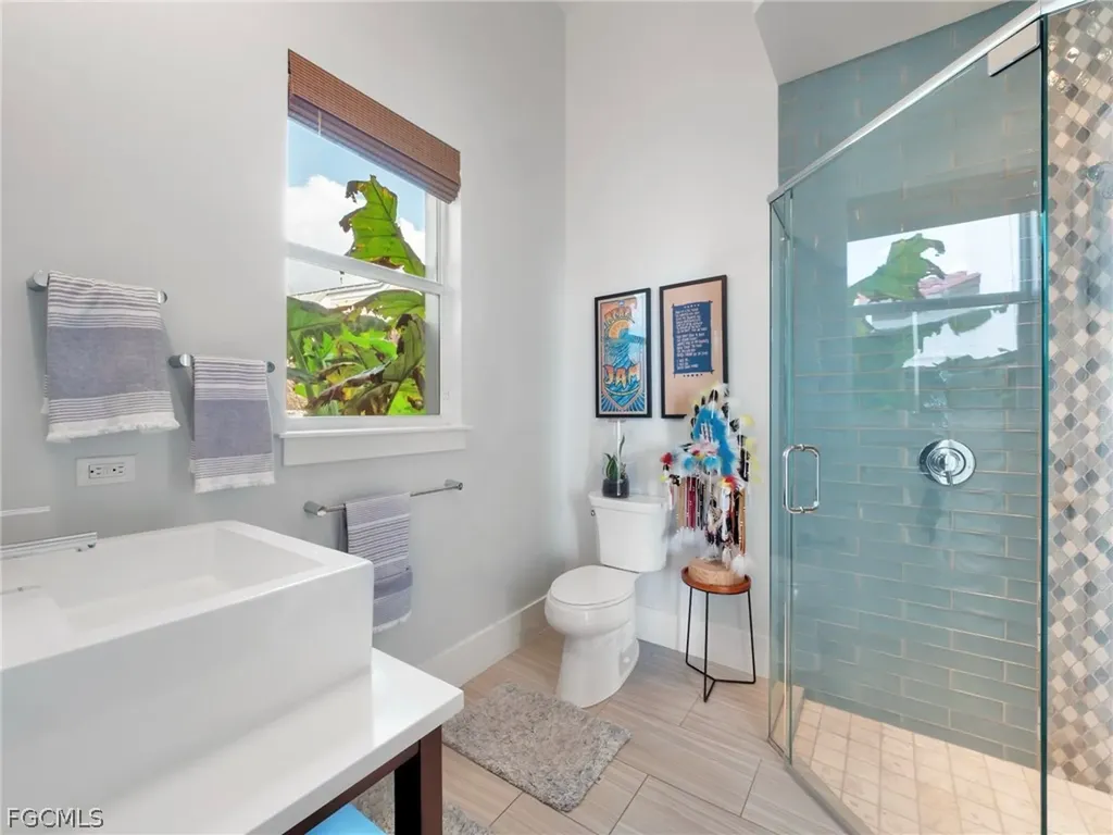 911 Aqua Lane Fort Myers FL 33919