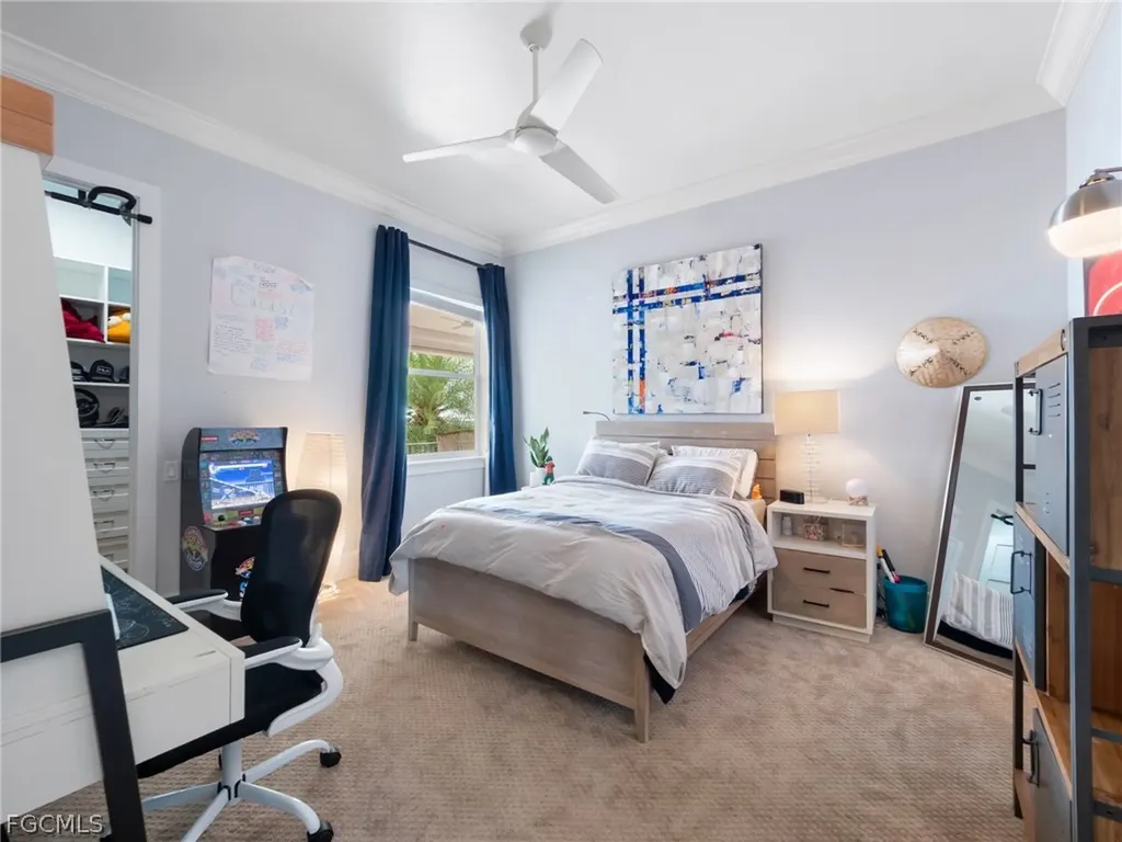 911 Aqua Lane Fort Myers FL 33919