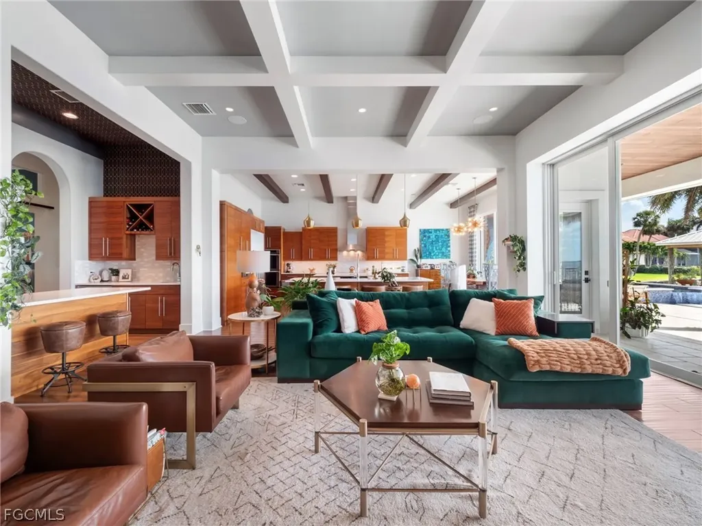 911 Aqua Lane Fort Myers FL 33919