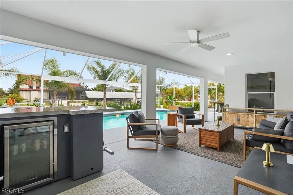 5227 SW 11th Place Cape Coral FL 33914