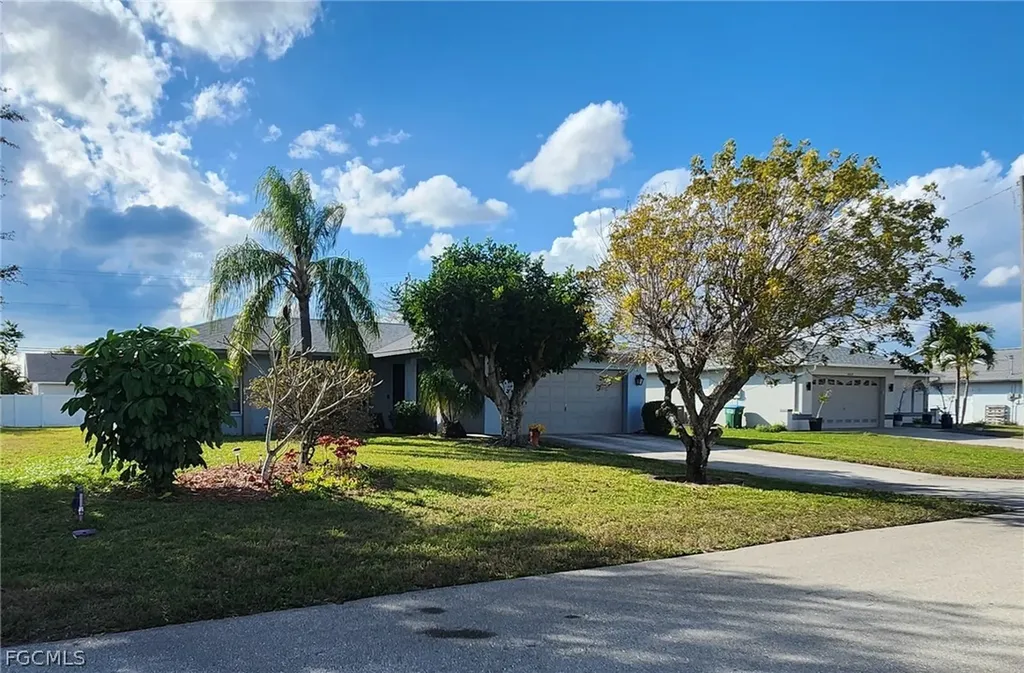 4618 SW 7th Avenue Cape Coral FL 33914