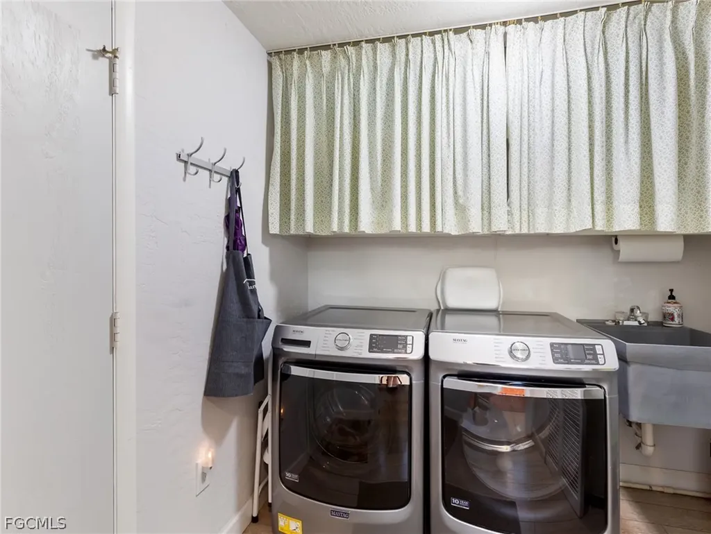 5560 Trellis Lane Fort Myers FL 33919