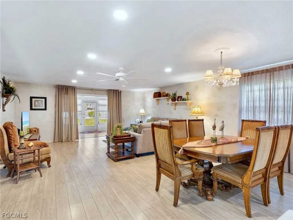 5560 Trellis Lane Fort Myers FL 33919