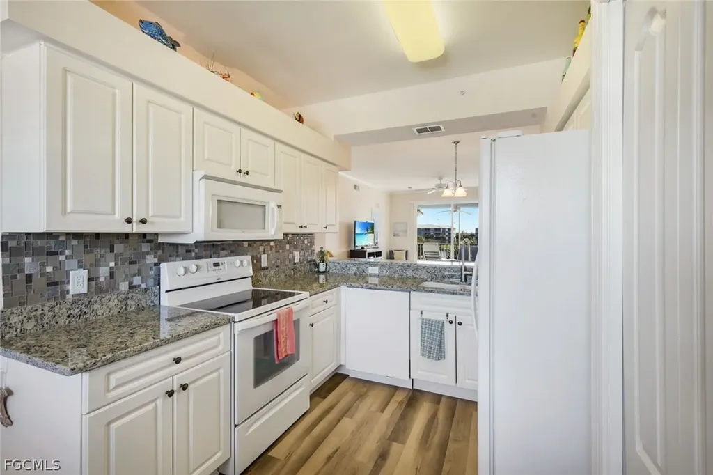 16575 Lake Circle Drive Fort Myers FL 33908