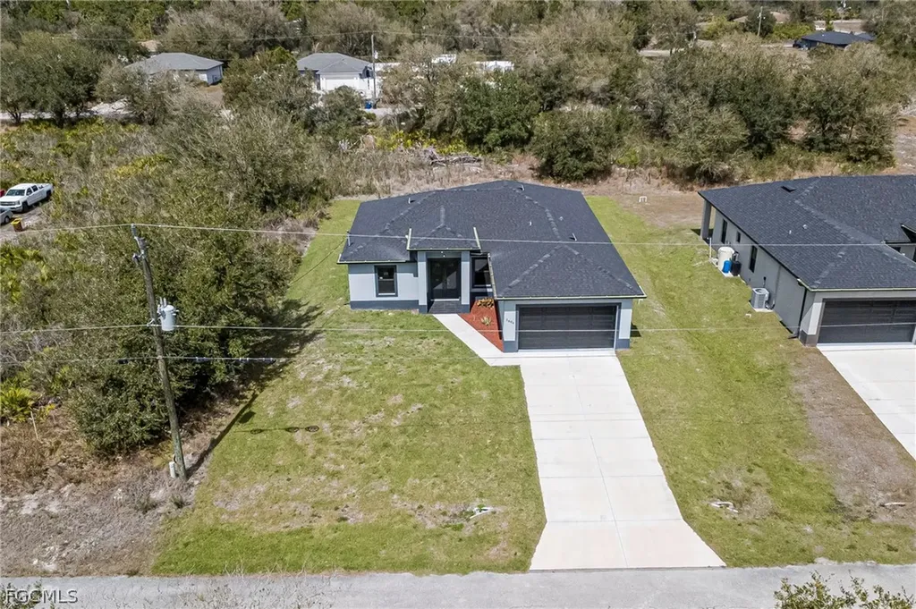2604 73rd Street W Lehigh Acres FL 33971