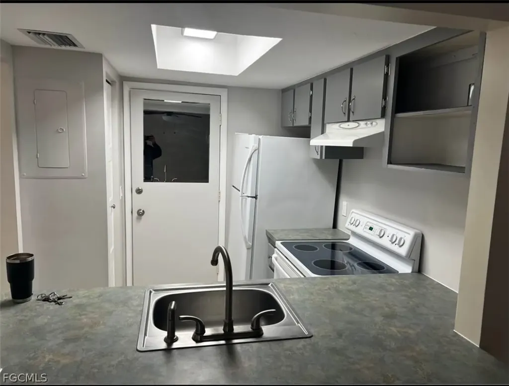 3401 New South Province Boulevard Fort Myers FL 33907