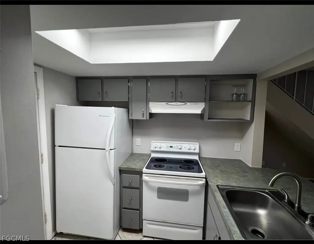 3401 New South Province Boulevard Fort Myers FL 33907