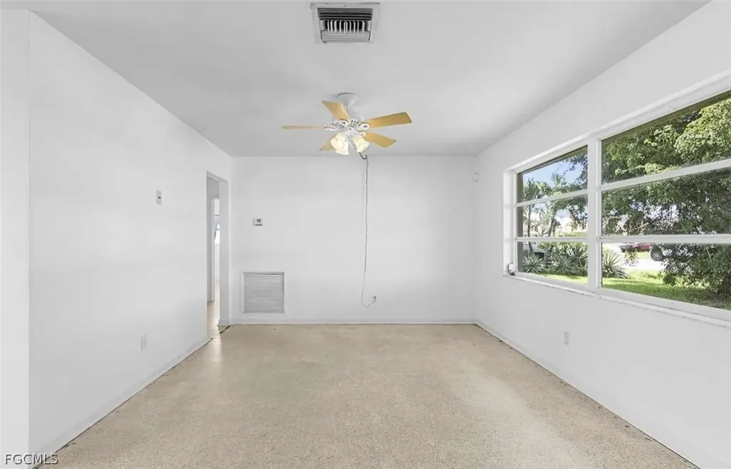 213 SE 47th Street Cape Coral FL 33904