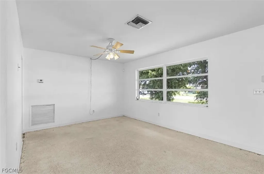 213 SE 47th Street Cape Coral FL 33904