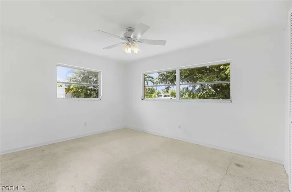 213 SE 47th Street Cape Coral FL 33904