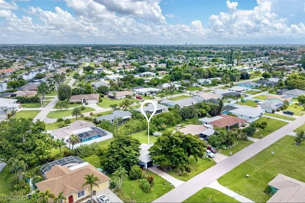 213 SE 47th Street Cape Coral FL 33904