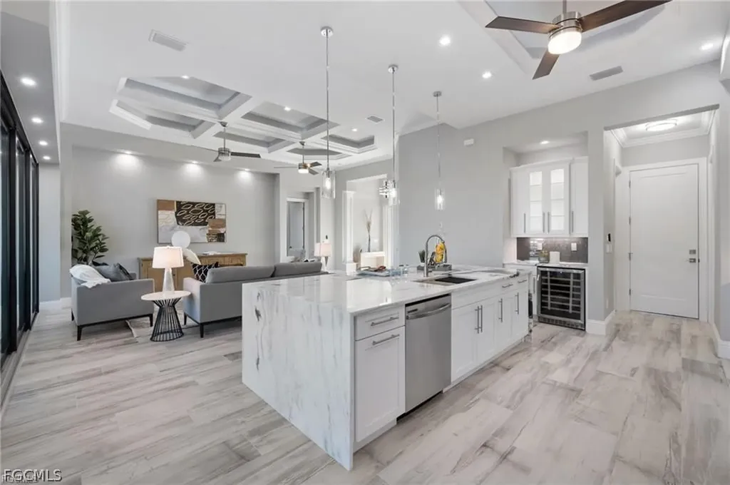 617 NW 39th Avenue Cape Coral FL 33993