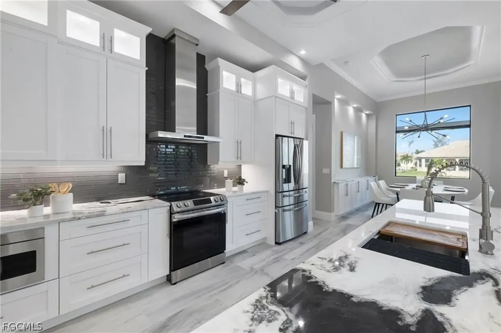 617 NW 39th Avenue Cape Coral FL 33993