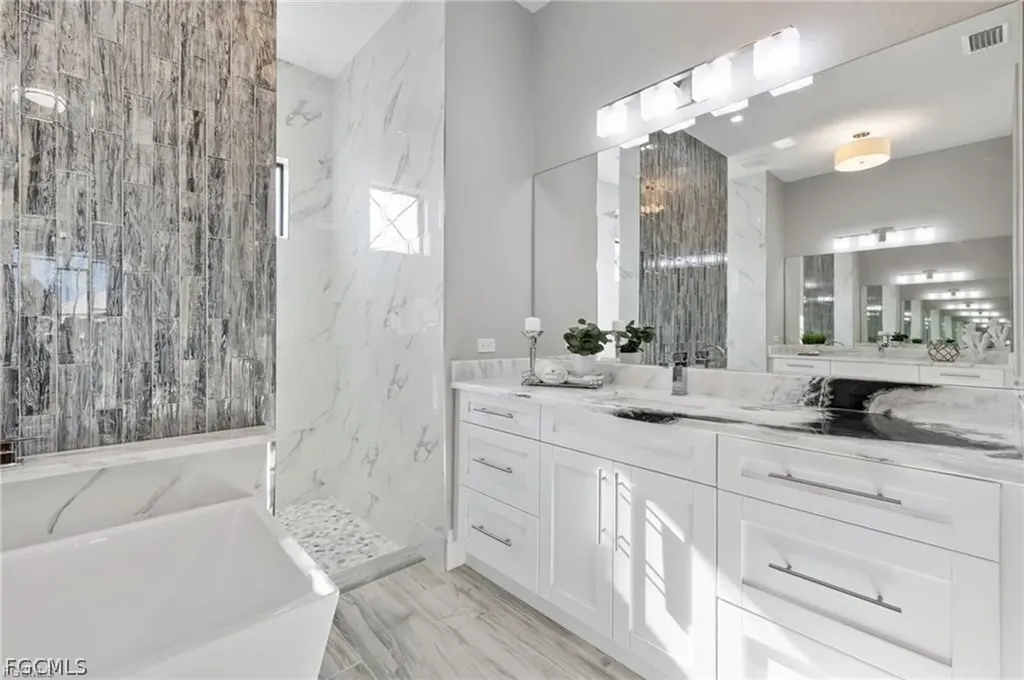 617 NW 39th Avenue Cape Coral FL 33993